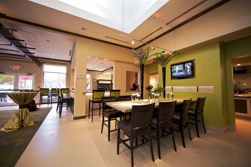 Hilton Garden Inn Raleigh Durham Airport Morrisville Exterior photo